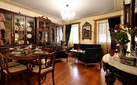 La Casa Del' Maestro